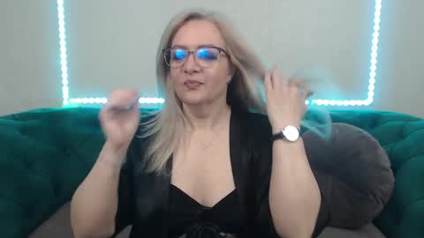 ivanacharm online show from 04/21/26, 03:46