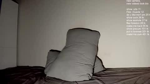 Snapshot of ivancegun chatting on 02/24/25, 10:14 Ivan online show from 02/24/25, 10:14