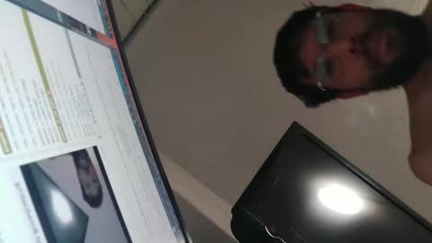 Snapshot of ivanchelon chatting on 04/24/26, 03:09 Vanchi online show from 04/24/26, 03:09