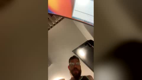 Snapshot of ivanchelon chatting on 06/05/26, 04:41 Vanchi online show from 06/05/26, 04:41