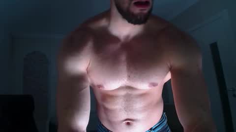 IvanHydee online show from 11/30/25, 05:55