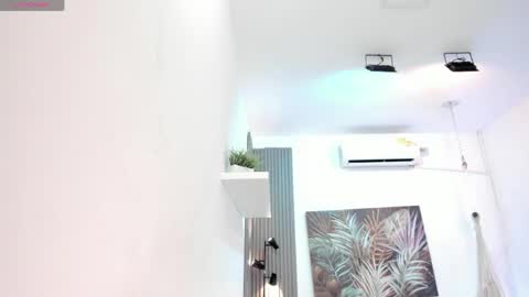 ivania_lua online show from 05/01/26, 11:37