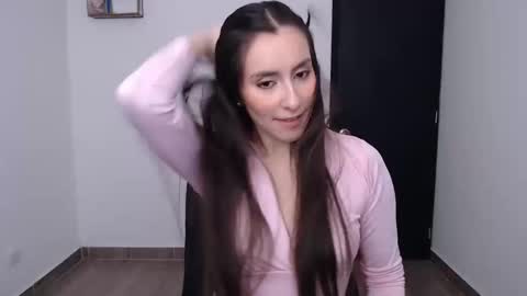 Snapshot of ivanna_angel chatting on 09/26/25, 03:05 Ivanna angel online show from 09/26/25, 03:05