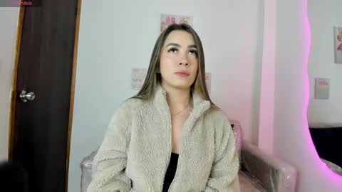 Snapshot of ivanna_west chatting on 05/01/26, 11:59 Ivanna West online show from 05/01/26, 11:59