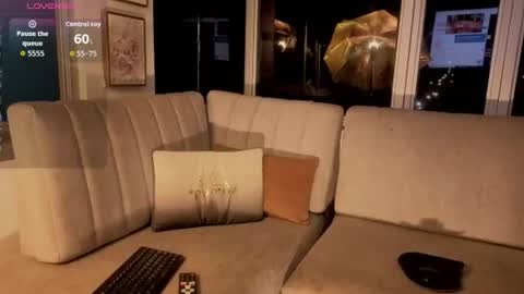 Snapshot of ivanna_west chatting on 06/09/26, 10:05 Ivanna West online show from 06/09/26, 10:05
