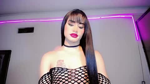 ivannahot23 online show from 02/28/25, 06:32