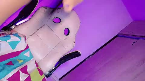 ivannahot23 online show from 09/21/25, 07:32