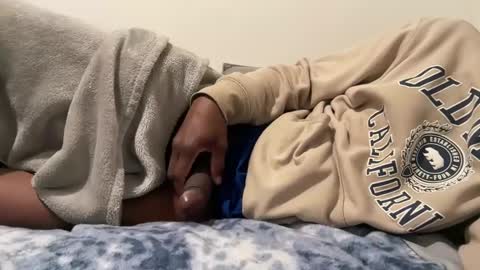 Snapshot of iversoncoreia chatting on 03/10/25, 02:28 iverson online show from 03/10/25, 02:28