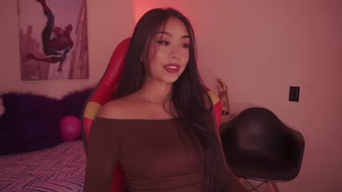 iveet  online show from 11/26/25, 05:19