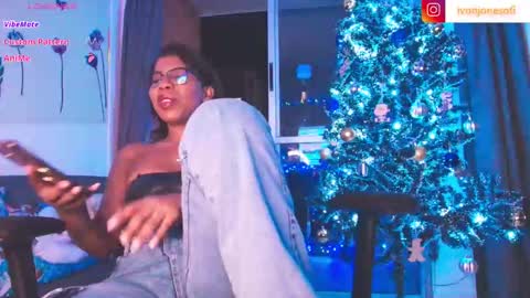  Ivon  Miss Jones  online show from 12/01/25, 02:38