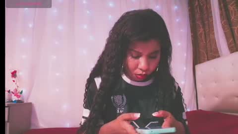 Snapshot of ivonjoness chatting on 06/20/26, 03:42 Ivon Miss Jones online show from 06/20/26, 03:42