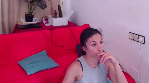 ivonneanddom online show from 05/27/26, 09:17