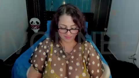Snapshot of ivonnee17_ chatting on 08/07/26, 01:18 Ivonne online show from 08/07/26, 01:18