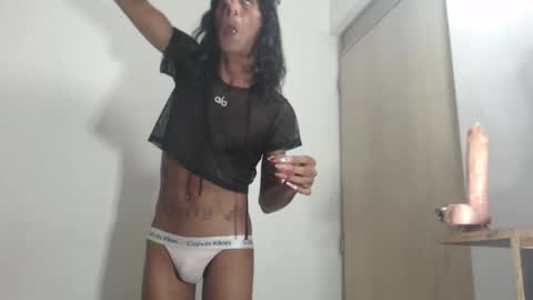 ivonneth online show from 02/01/26, 05:39