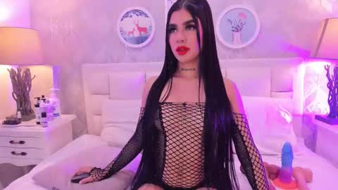 ivonny    online show from 01/13/26, 11:59