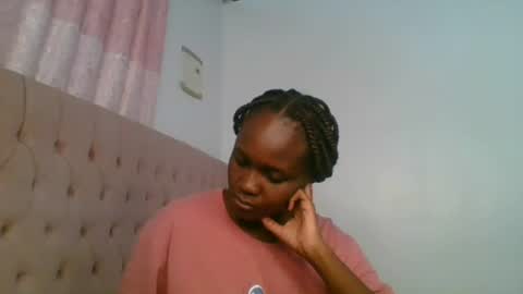Snapshot of ivory_mae chatting on 07/16/26, 05:24 ivory_mae online show from 07/16/26, 05:24