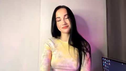 Nika online show from 11/28/25, 01:47