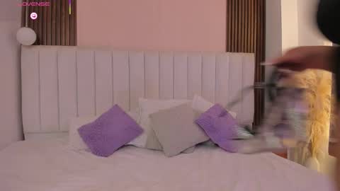 maria  online show from 01/08/26, 09:55