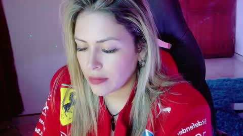 Diana Rojas  online show from 11/20/25, 02:23