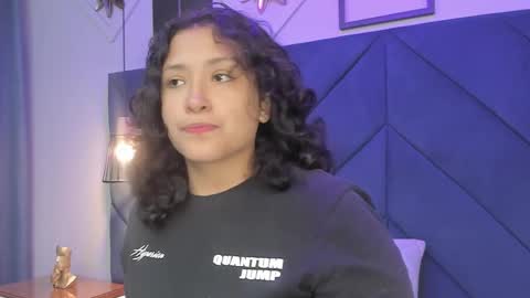 Ivy and Molly online show from 09/28/25, 07:41