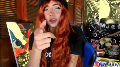 Snapshot of ivy_byte chatting on 02/22/26, 02:02 - online show from 02/22/26, 02:02