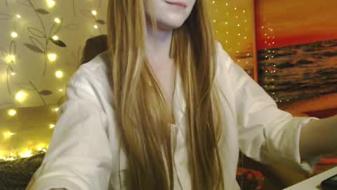 Snapshot of ivy_dean_ chatting on 02/07/25, 10:52 Ivy online show from 02/07/25, 10:52