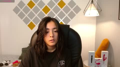  IVY online show from 01/10/25, 04:01