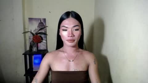 Snapshot of ivy_moorexoxo chatting on 07/13/26, 11:51 Ivy online show from 07/13/26, 11:51