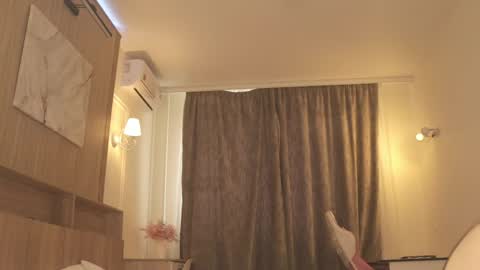 Ivy online show from 04/17/26, 03:09