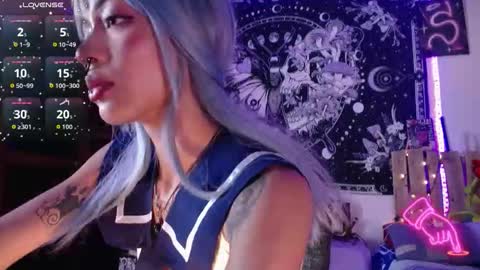 Ivy bank   online show from 11/12/25, 07:57