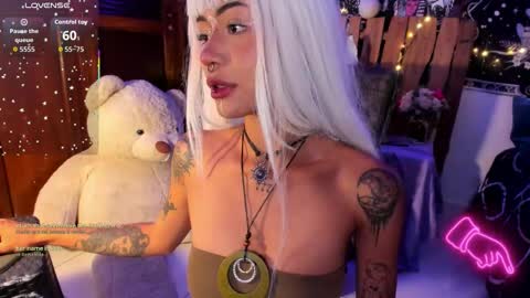 Ivy bank   online show from 12/02/25, 08:04