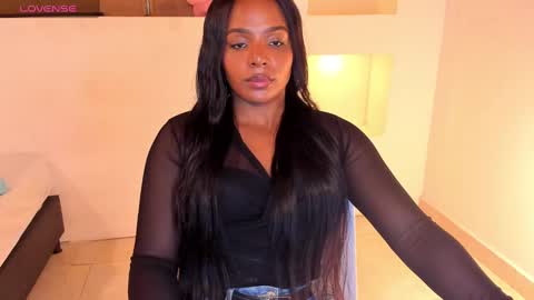 i v y  b l i s s online show from 12/20/24, 03:21