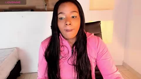 i v y  b l i s s online show from 01/19/25, 12:28