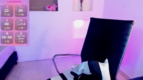 i v y  b l i s s online show from 02/23/25, 03:18