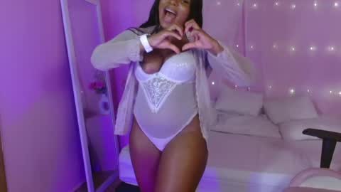Snapshot of ivybliss8 chatting on 05/11/26, 06:19 i v y b l i s s online show from 05/11/26, 06:19