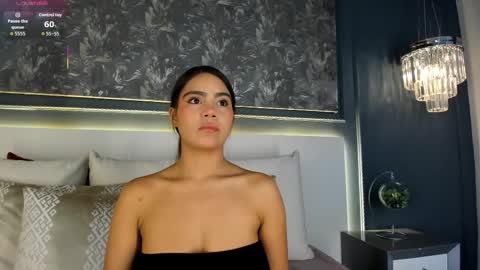 ivyellis online show from 10/21/25, 12:17