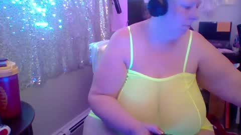 Snapshot of ivyjane3522 chatting on 07/04/26, 03:02 ivyjane3522 online show from 07/04/26, 03:02