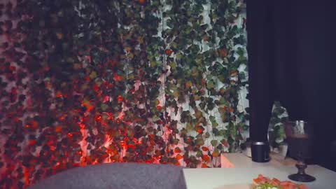 Snapshot of ivyjonson chatting on 12/27/24, 07:03 Miss Ivy online show from 12/27/24, 07:03