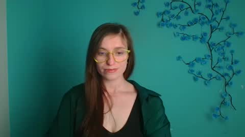 Ivy online show from 04/22/26, 02:07