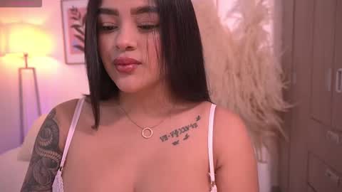 Annie online show from 10/15/25, 03:06