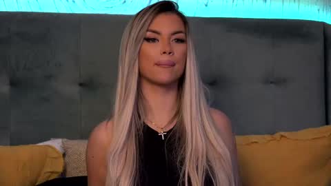  Ivy  online show from 02/20/25, 11:20