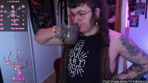 Ivy ShrumX online show from 11/02/25, 08:22