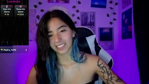 Ivy  online show from 05/27/26, 01:57