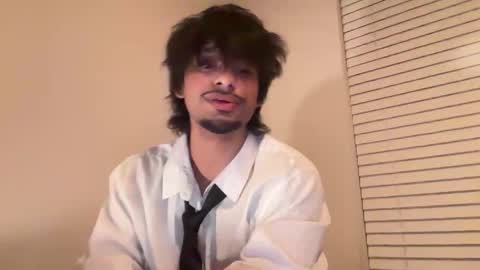 N online show from 10/28/25, 02:26