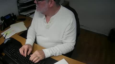 Snapshot of iwantsex724 chatting on 11/18/25, 12:16 iwantsex724 online show from 11/18/25, 12:16