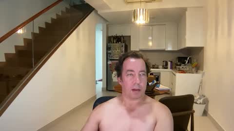 chat with me to find out online show from 11/03/25, 03:19