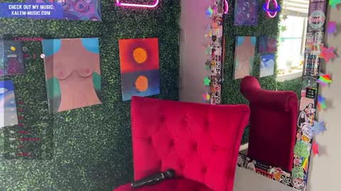 Muse hethey online show from 12/22/24, 07:52