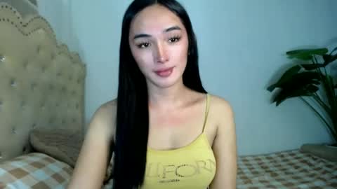 Snapshot of iwillcum4u_ chatting on 06/14/26, 01:13 iwillcum4u_ online show from 06/14/26, 01:13