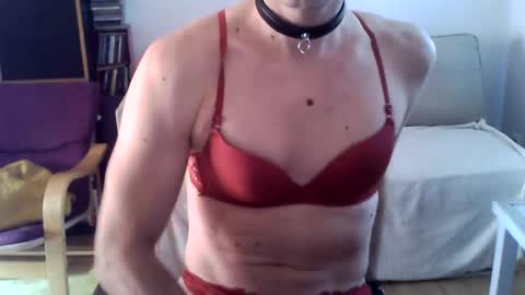 iwy201856 online show from 12/05/24, 10:23