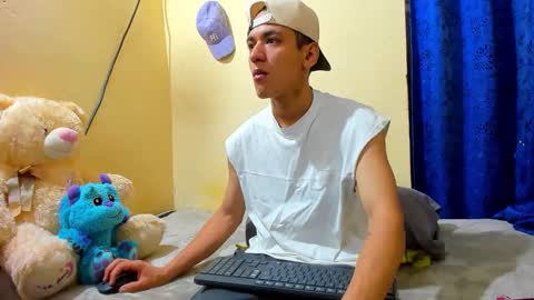 ixchell_dewei online show from 11/02/25, 09:17